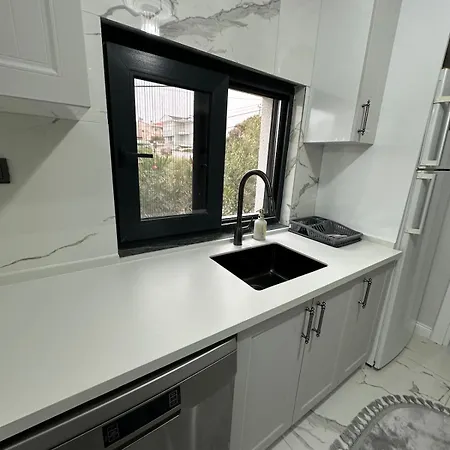 Pearl Mansion-2 Sea View 3br Duplex Villa, Near Seaside In Cunda Апартаменти