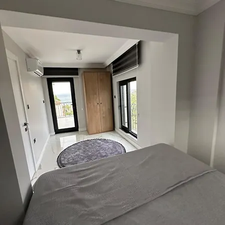 Апартаменти Luxury To The Sea On The Island Of Cunda,pearl Mansion *