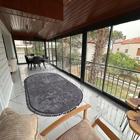 Pearl Mansion-2 Sea View 3br Duplex Villa, Near Seaside In Cunda Апартаменти