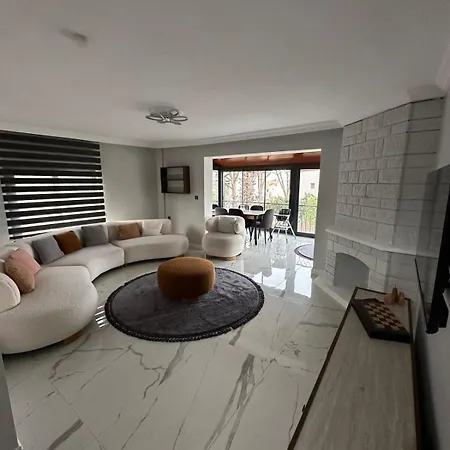 Pearl Mansion-2 Sea View 3br Duplex Villa, Near Seaside In Cunda
