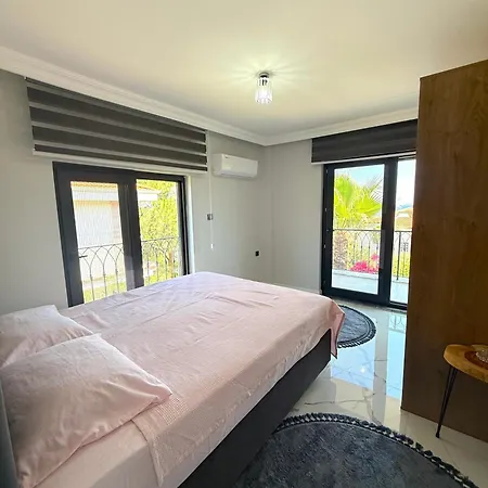 Апартаменти Pearl Mansion-2 Sea View 3br Duplex Villa, Near Seaside In Cunda *